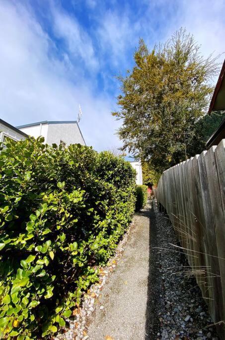 Appartamento Hideaway Rima - In The Cbd Distretto di Distretto di Queenstown Esterno foto